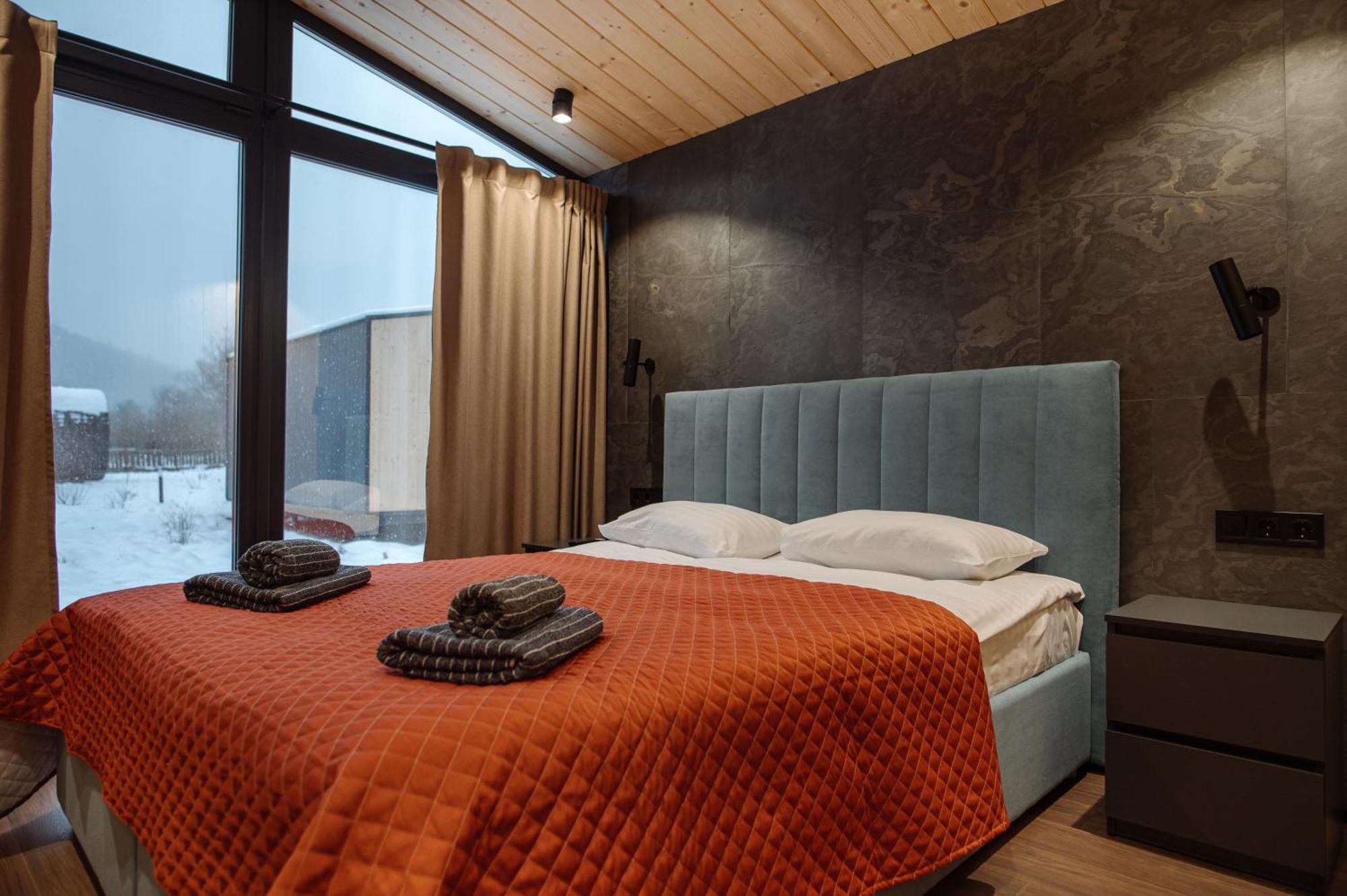 Рибничанка Hotel Skhidnytsia ภายนอก รูปภาพ