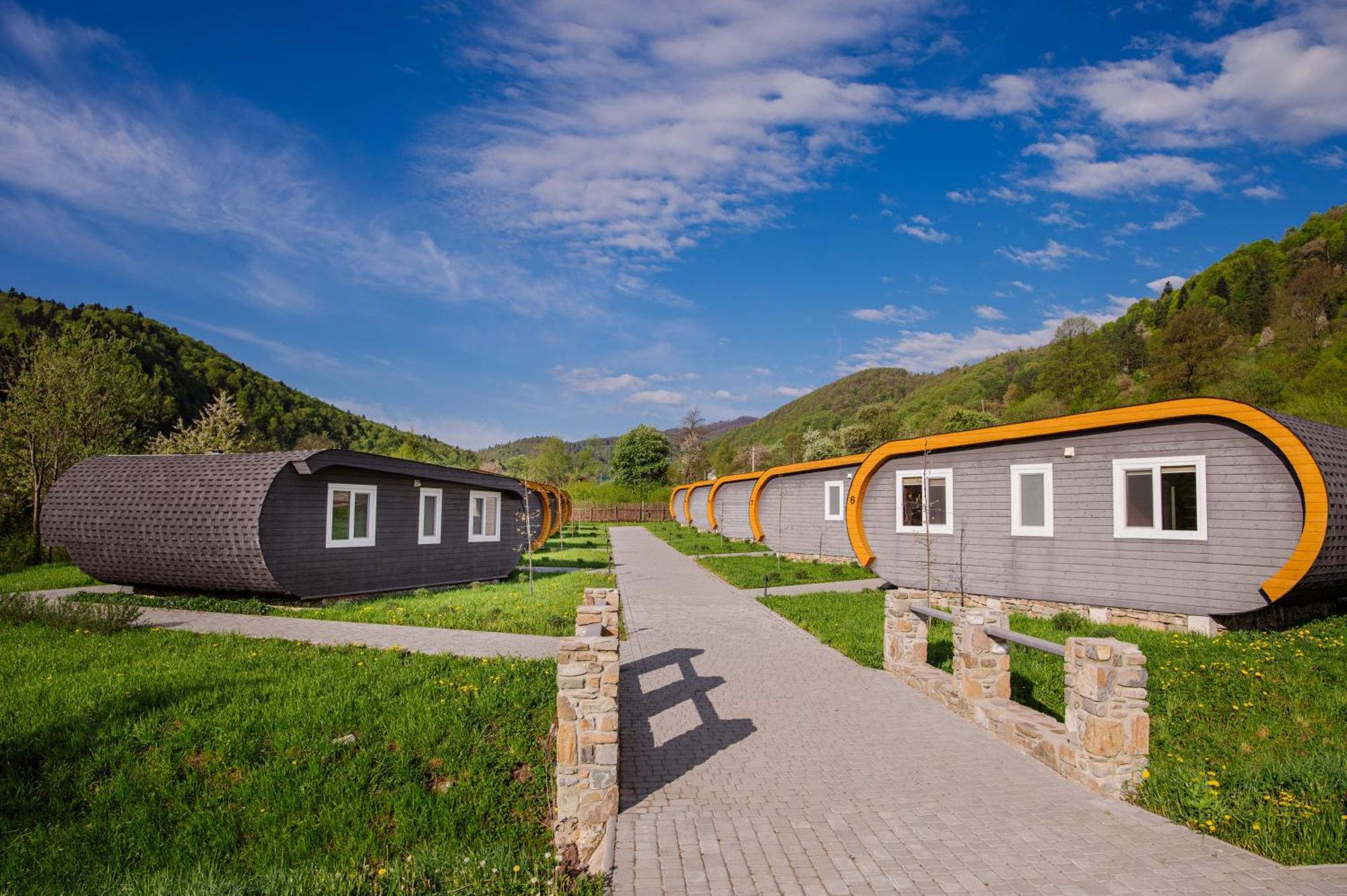 Рибничанка Hotel Skhidnytsia ภายนอก รูปภาพ