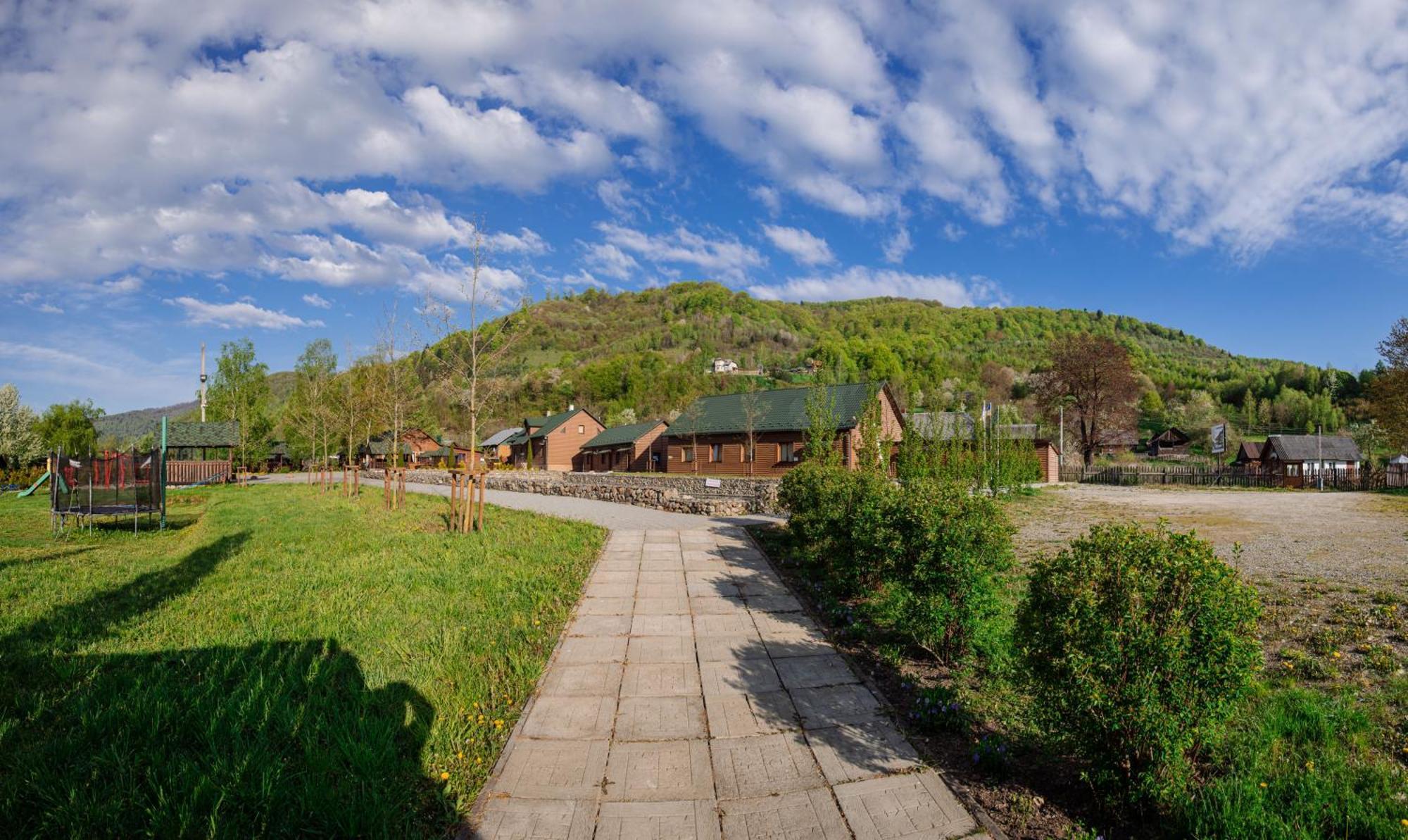 Рибничанка Hotel Skhidnytsia ภายนอก รูปภาพ