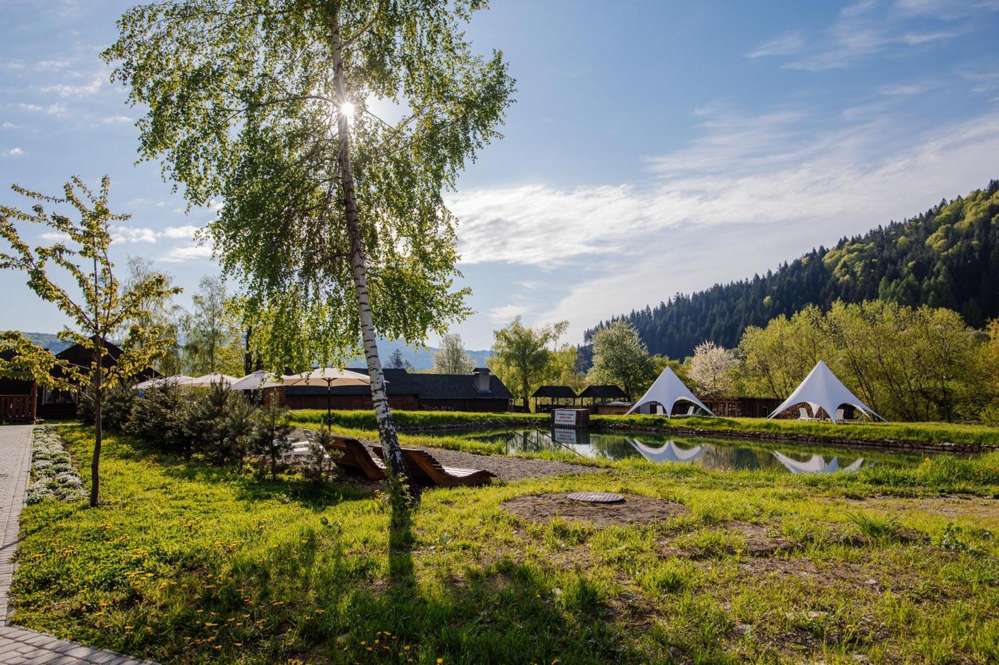 Рибничанка Hotel Skhidnytsia ภายนอก รูปภาพ