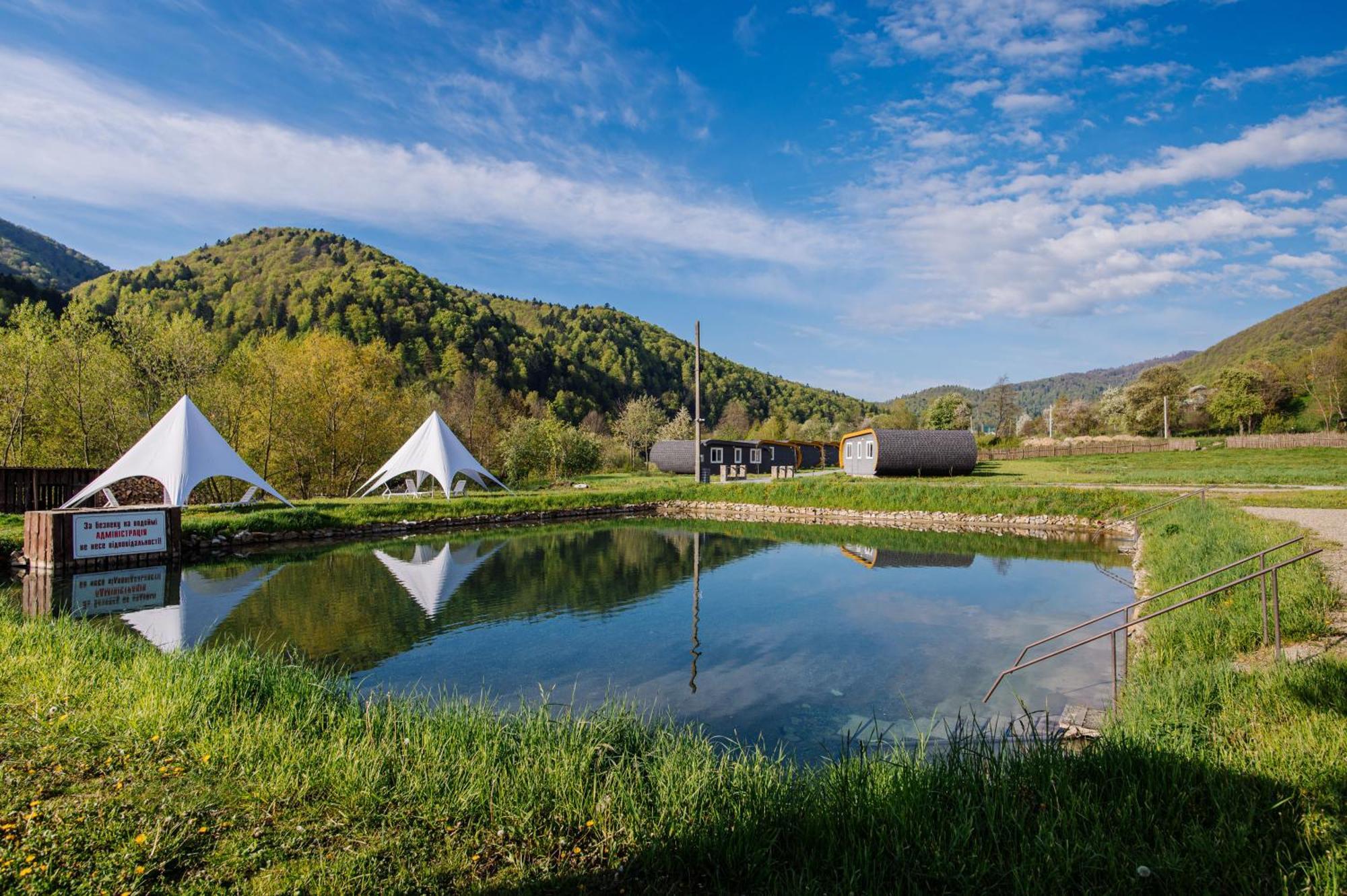 Рибничанка Hotel Skhidnytsia ภายนอก รูปภาพ